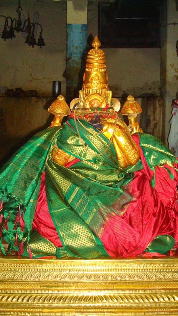 Kanchi Perundevi Thayar Kadi Vellikizhamai Purappadu 2014 -35