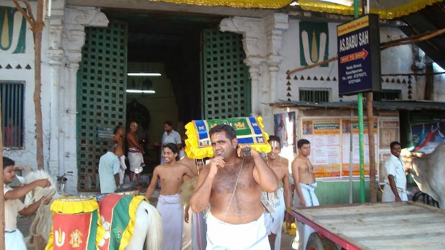 Kanchi Varadharaja Perumal Temple Vaikasi Brahmotsavam Angurarpanam 2014 -03