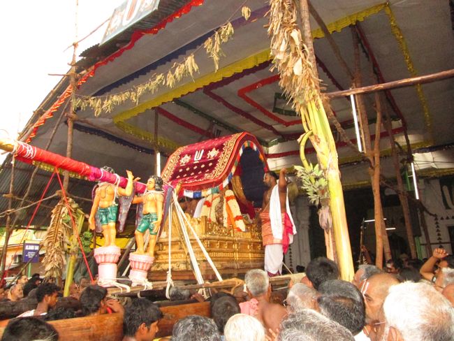 Kanchi varadharaja Perumal Vaikasi Brahmotsavam Aalmel Pallakki   2014 -04