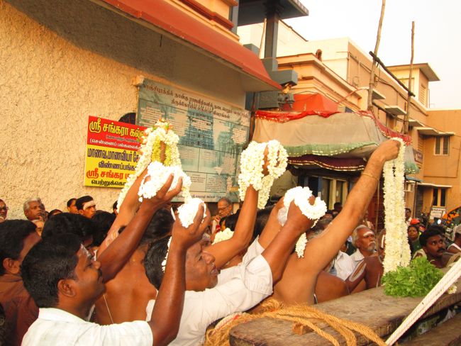 Kanchi varadharaja Perumal Vaikasi Brahmotsavam Aalmel Pallakki   2014 -22