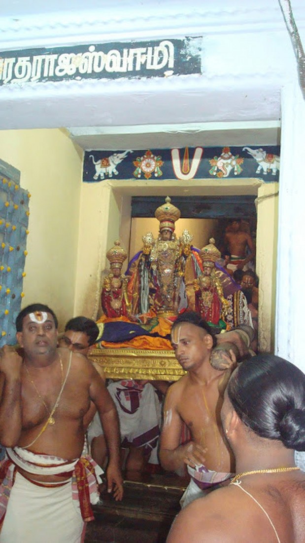 Kanchipuram Sri Devarajaswami Kovil Vaikasi Brahmotsavam- Dvajarohanam  2014 -02