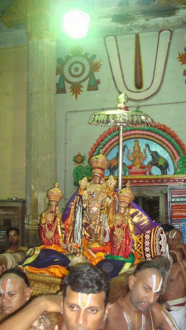 Kanchipuram Sri Devarajaswami Kovil Vaikasi Brahmotsavam- Dvajarohanam  2014 -05