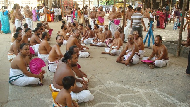 Kanchipuram Sri Devarajaswami Kovil Vaikasi Brahmotsavam- Dvajarohanam  2014 -60
