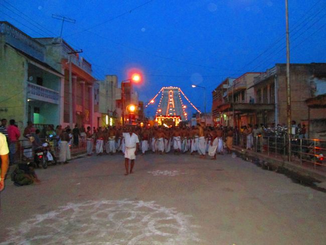 Kanchipuram vaikasi Brahmotsavam Kudhirai vahanaml 2014 -17