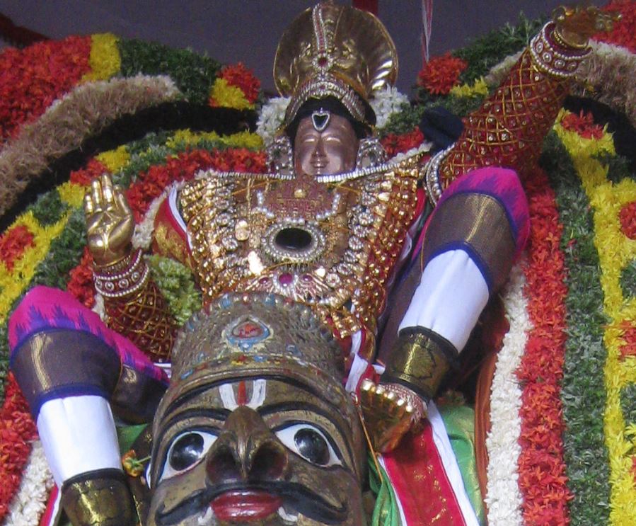 Kumbakonam Akshaya Thiruthiyai Garuda Sevai