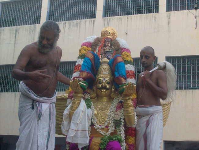 Nanganallur Pancha Garuda Sevai Mahothsavam 76