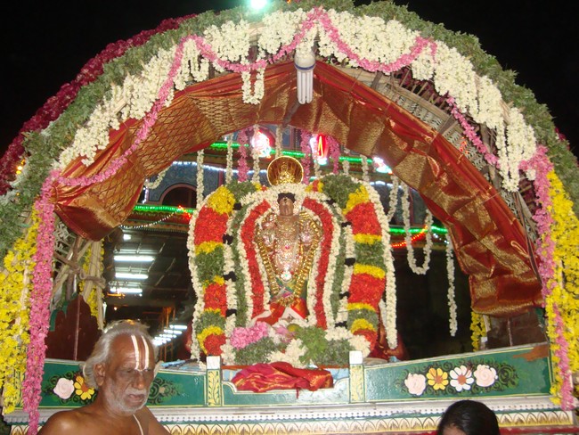 Sarangapani Chithirai Brahmotsavam Vidayatri Utsavam Pushpa Pallakku -31