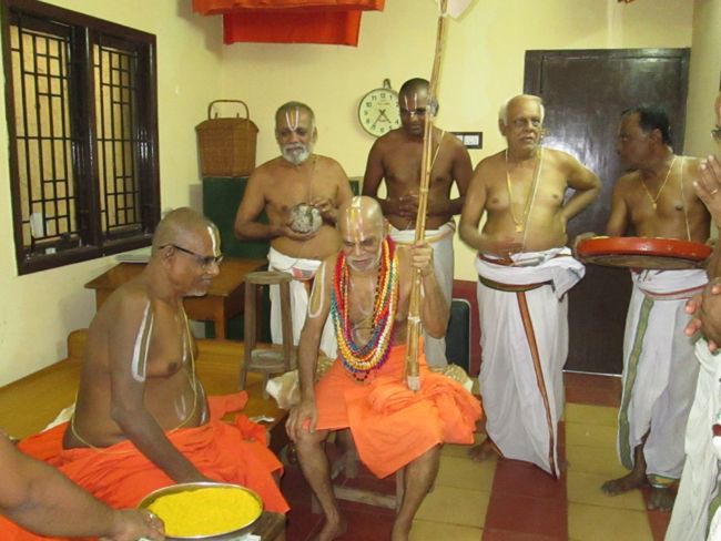Srimad Rayapuram Andavan Meets 46th Srimad Azhagiyasingar at Srirangam Dasavathara Sannadhi  2014--0028