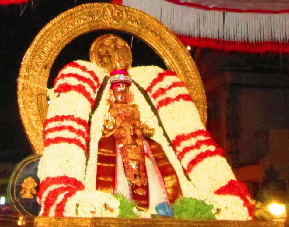 Swami Desikan to Kanchi on Vaikasi Sravanam 2