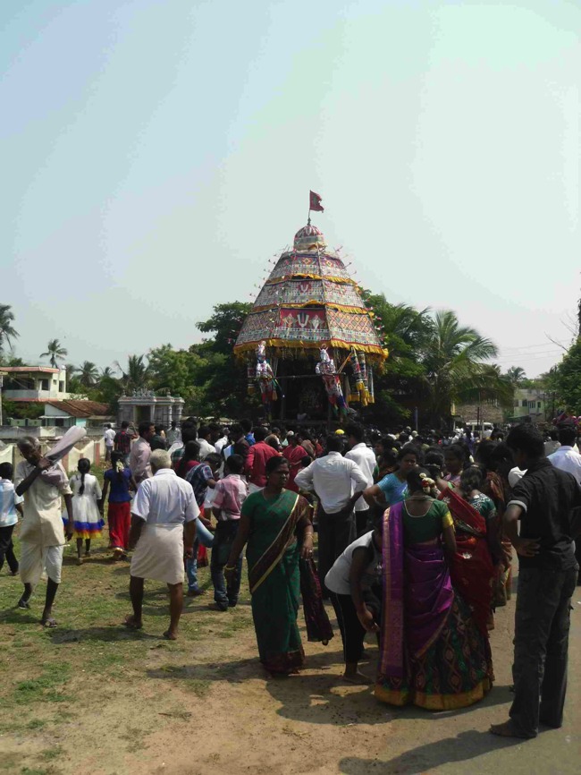 Thirukannamangai Chithirai Brahmotsavam THiruther & Theerthavari 2014--06