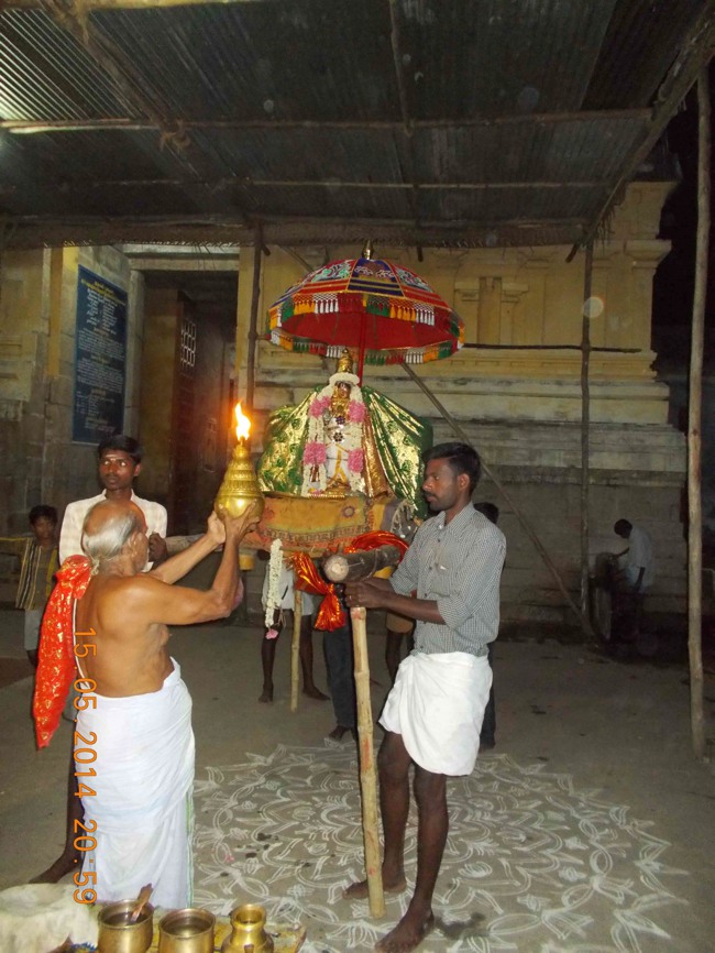 Thirukannamangai bhakthavatsala Perumal Temple Chithirai Brahmotsavam  day 10  2014--0002