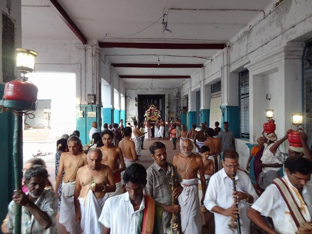 Thiruvahindrapuram Devanatha Perumal Chithirai Brahmotsavam Day 6 Choornabhishekam 2014 -08