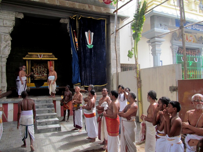 Thiruvallur Sri Veeraraghava Perumal Chithirai Brahmotsavam Day 1 Morning 04-05-2014    23