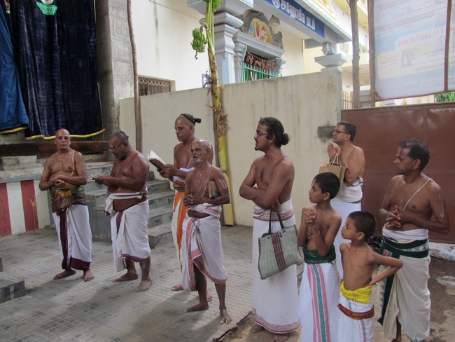 Thiruvallur Sri Veeraraghava Perumal Chithirai Brahmotsavam Day 1 Morning 04-05-2014    24