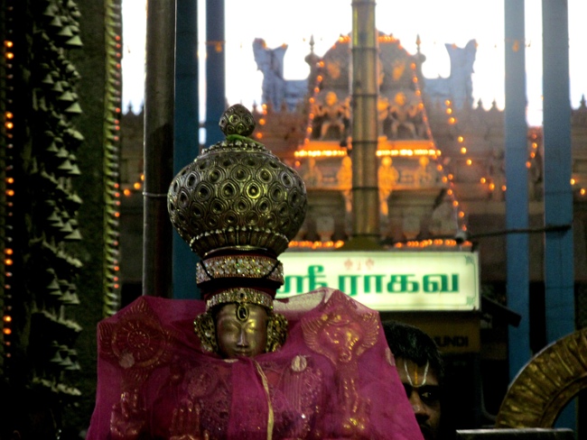 Thiruvallur Sri Veeraraghava Perumal Chithirai Brahmotsavam Day 1 Night  04-05-2014    12