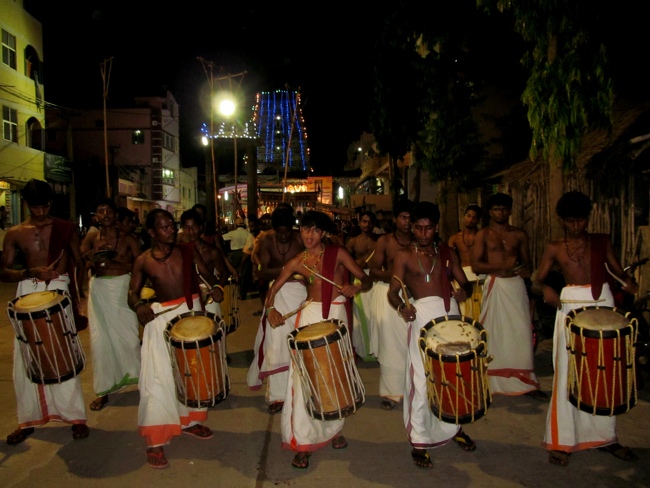 Thiruvallur Sri Veeraraghava Perumal Chithirai Brahmotsavam Day 1 Night  04-05-2014    13