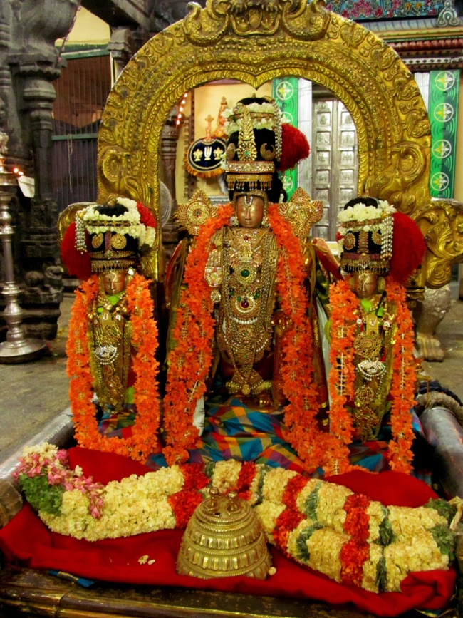 Thiruvallur Sri Veeraraghava Perumal Chithirai Brahmotsavam Day 10  Night 13-05-2014   05