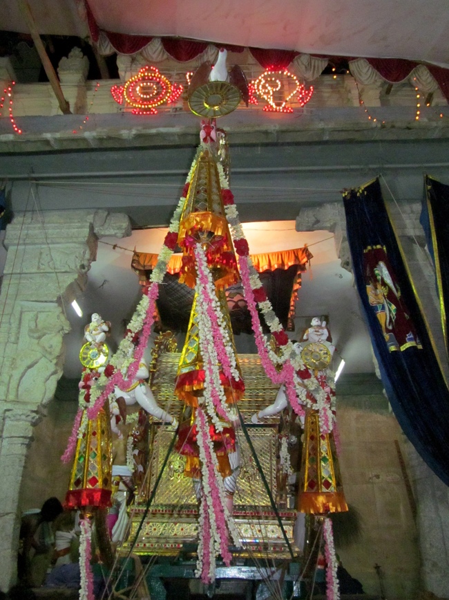 Thiruvallur Sri Veeraraghava Perumal Chithirai Brahmotsavam Day 10  Night 13-05-2014   18