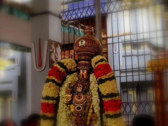 Thiruvallur Sri Veeraraghava Perumal Chithirai Brahmotsavam Day 2 Morning 05-05-2014    27