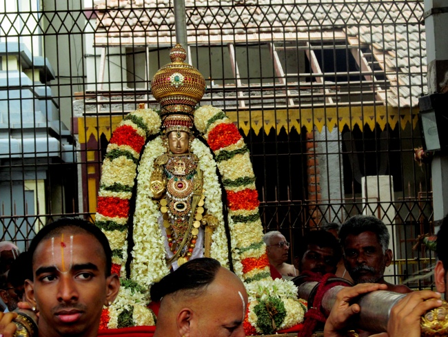 Thiruvallur Sri Veeraraghava Perumal Chithirai Brahmotsavam Day 2 Morning 05-05-2014    30