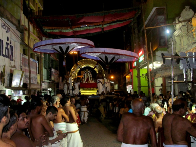 Thiruvallur Sri Veeraraghava Perumal Chithirai Brahmotsavam Day 2 Night 05-05-2014    17