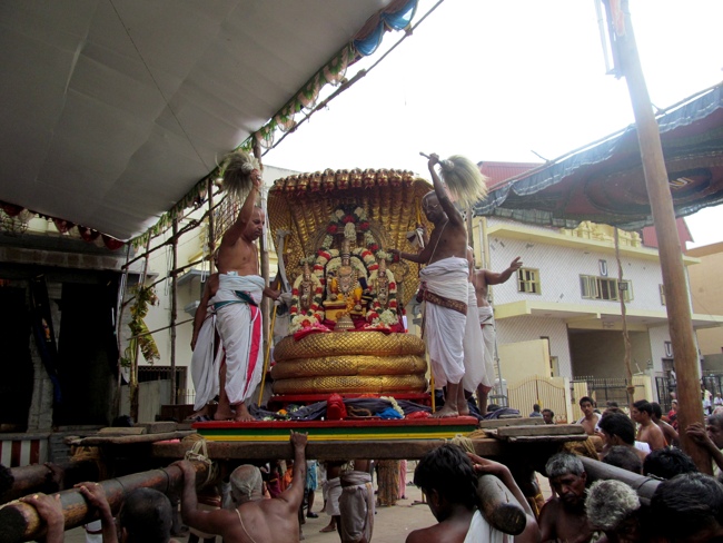Thiruvallur Sri Veeraraghava Perumal Chithirai Brahmotsavam Day 4 Morning 07-05-2014    16