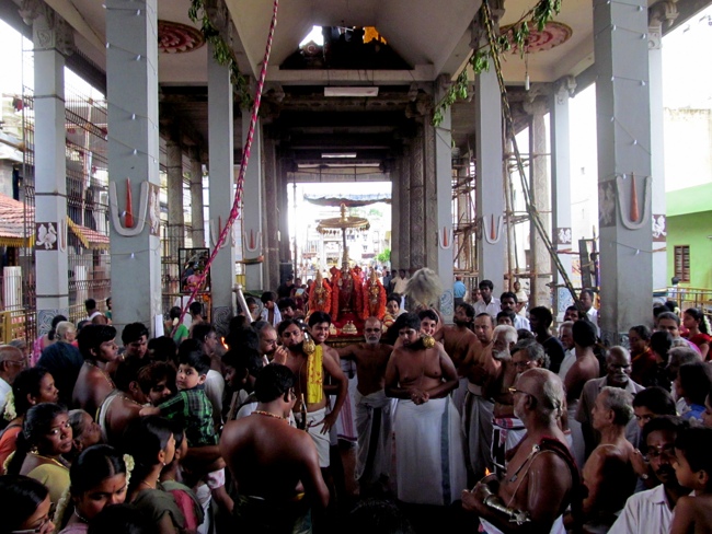 Thiruvallur Sri Veeraraghava Perumal Chithirai Brahmotsavam Day 4 Morning 07-05-2014    32