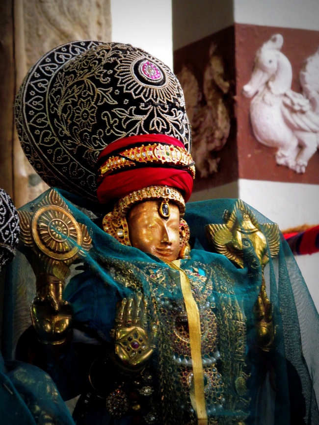 Thiruvallur Sri Veeraraghava Perumal Chithirai Brahmotsavam Day 4 Night 07-05-2014    08