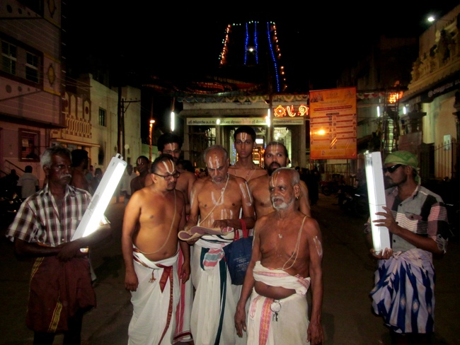 Thiruvallur Sri Veeraraghava Perumal Chithirai Brahmotsavam Day 4 Night 07-05-2014    24