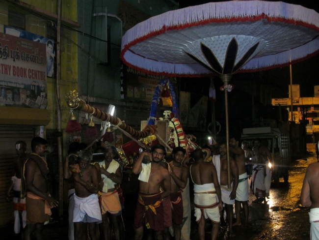 Thiruvallur Sri Veeraraghava Perumal Chithirai Brahmotsavam Day 5 Morning 08-05-2014    11