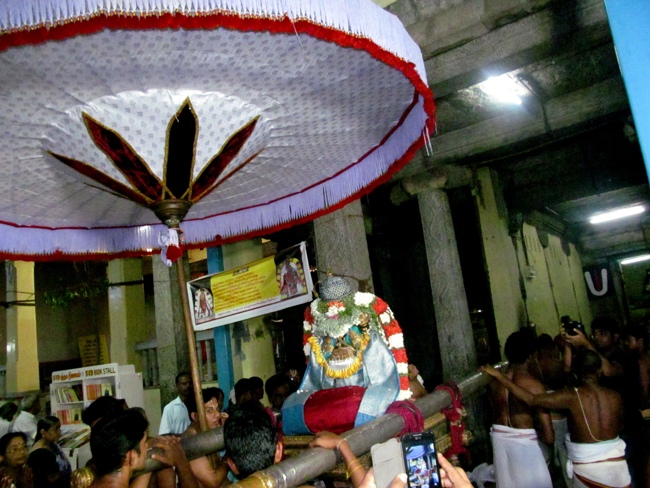 Thiruvallur Sri Veeraraghava Perumal Chithirai Brahmotsavam Day 5 Night 08-05-2014    04