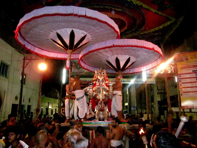 Thiruvallur Sri Veeraraghava Perumal Chithirai Brahmotsavam Day 5 Night 08-05-2014    21