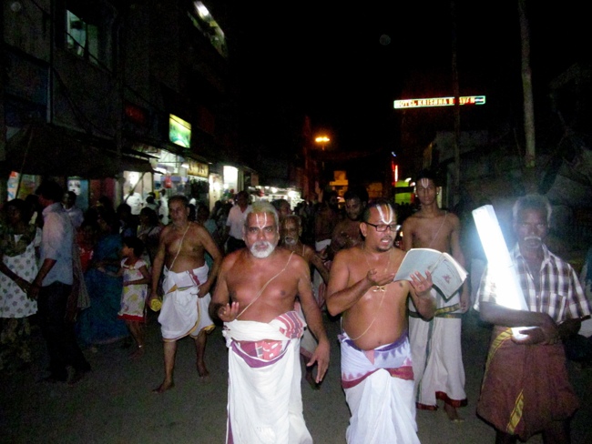 Thiruvallur Sri Veeraraghava Perumal Chithirai Brahmotsavam Day 6 Night 09-05-2014    24