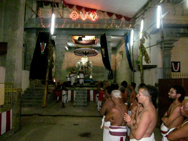 Thiruvallur Sri Veeraraghava Perumal Chithirai Brahmotsavam Day 6 Night 09-05-2014    29