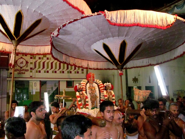 Thiruvallur Sri Veeraraghava Perumal Chithirai Brahmotsavam Day 7 Morning 10-05-2014    02