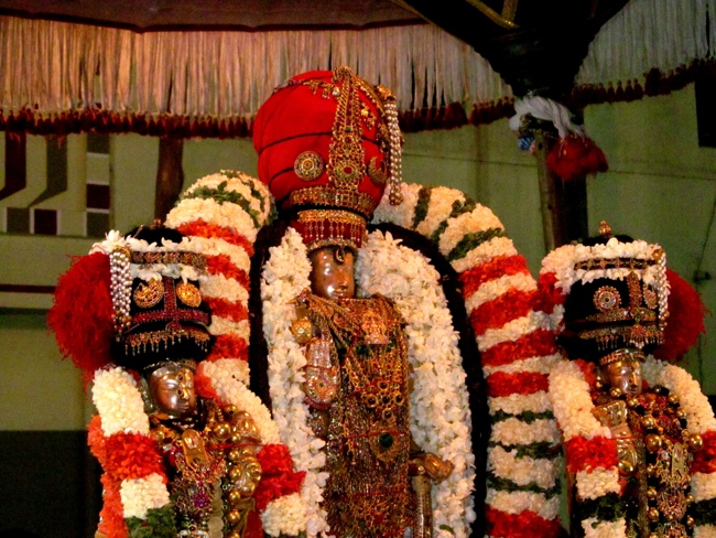 Thiruvallur Sri Veeraraghava Perumal Chithirai Brahmotsavam Day 7 Morning 10-05-2014    03