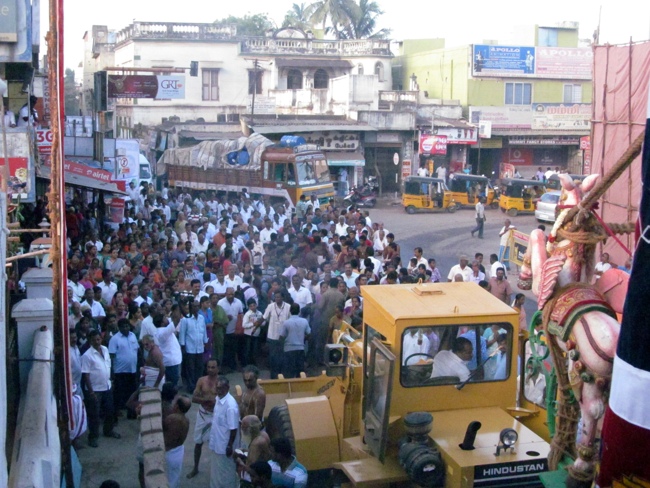 Thiruvallur Sri Veeraraghava Perumal Chithirai Brahmotsavam Day 7 Morning 10-05-2014    21