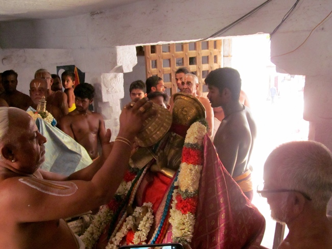 Thiruvallur Sri Veeraraghava Perumal Chithirai Brahmotsavam Day 7 Morning 10-05-2014    38