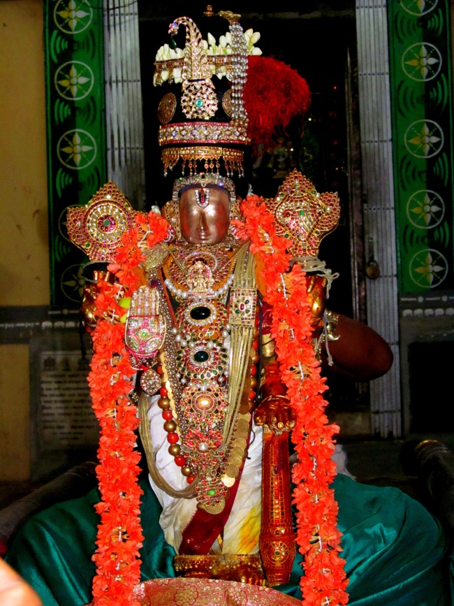 Thiruvallur Sri Veeraraghava Perumal Chithirai Brahmotsavam Day 8 Night 11-05-2014    01