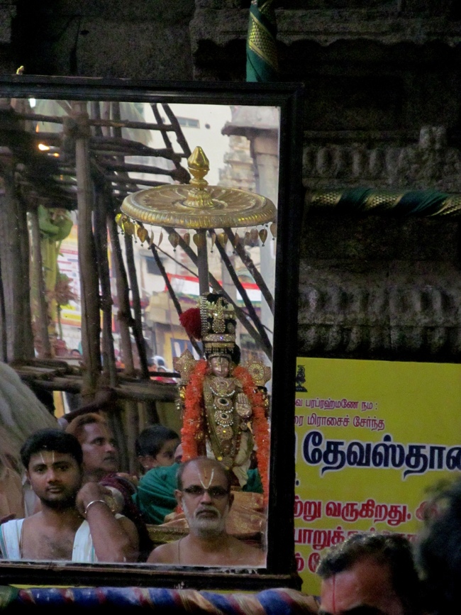 Thiruvallur Sri Veeraraghava Perumal Chithirai Brahmotsavam Day 8 Night 11-05-2014    09