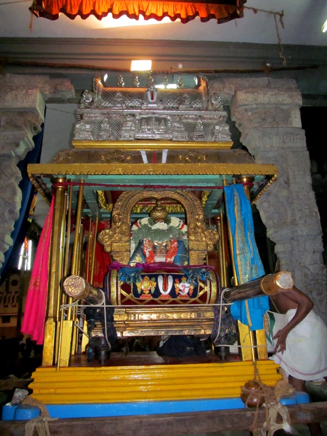 Thiruvallur Sri Veeraraghava Perumal Chithirai Brahmotsavam Day 9 Night 12-05-2014   12