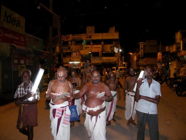 Thiruvallur Sri Veeraraghava Perumal Chithirai Brahmotsavam Day 9 Night 12-05-2014   17