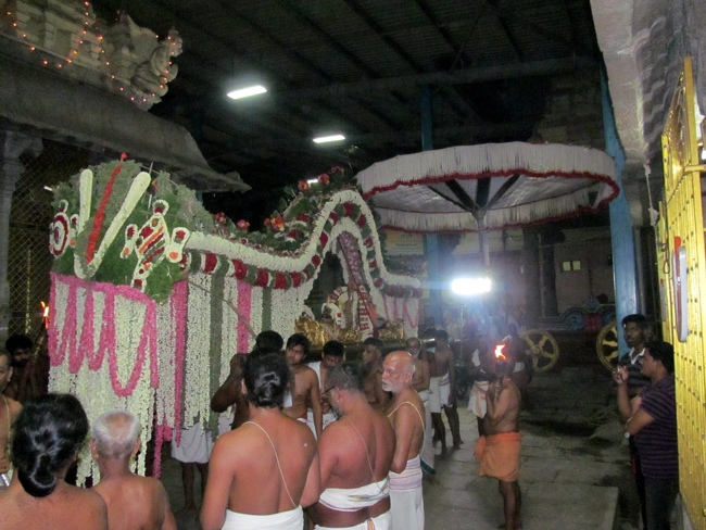 Thiruvallur Sri Veeraraghava Perumal Chithirai Brahmotsavam Pusha Pallaku  Night 16-05-2014   28
