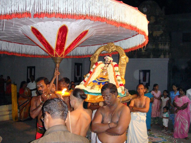 Thiruvelukkai Kadai Vellikizhamai Amirthavalli Thayar Purappadu 2014 -25