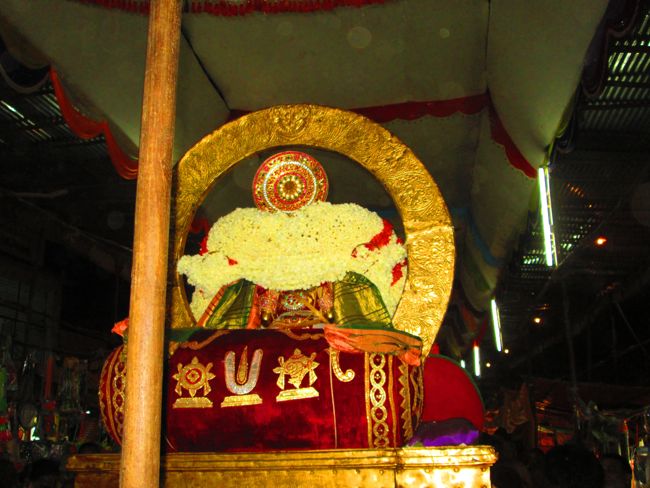 Thoopul Swami Desikan CHithirai Sravanam Kanchi Ezhundarulali 2014 -16