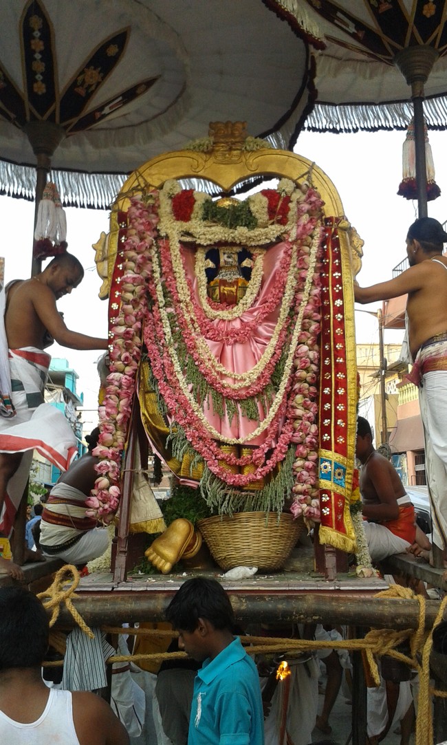 Villivakkam Sowmya Damodara Perumal Temple brahmotsavam garuda sevai -10