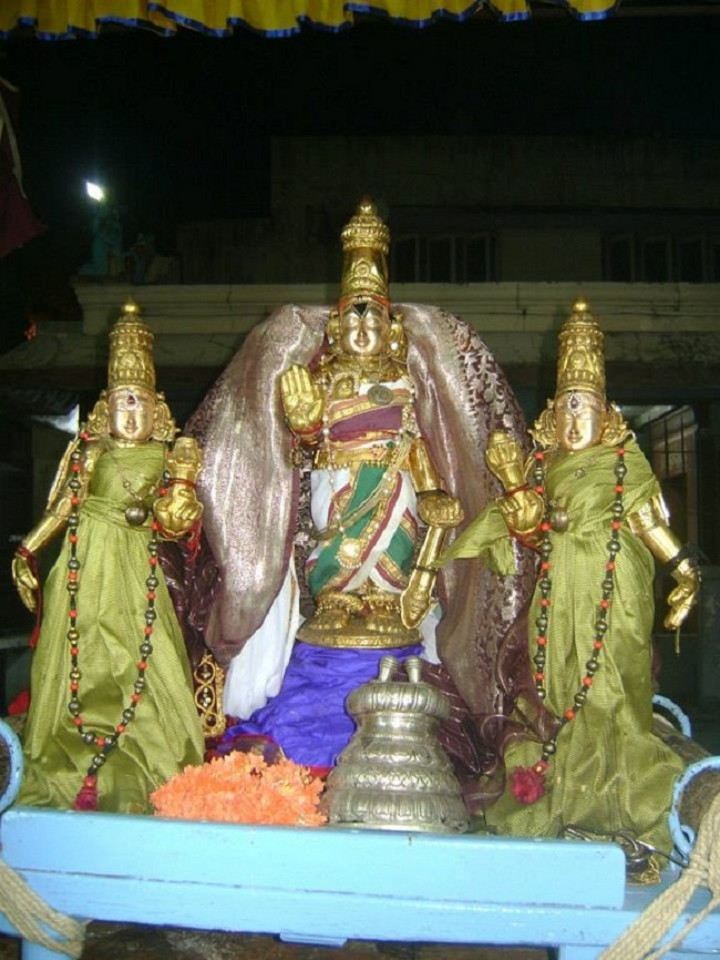 Aminjikarai Sri Prasanna Varadharaja Perumal Temple Kodai Uthsavam Commences9