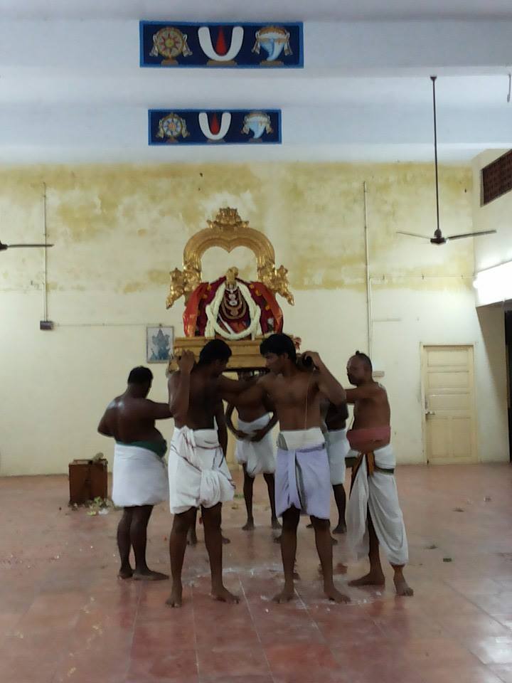 Azhwar Thirunagari Namazhwar Ahobila Mutt9