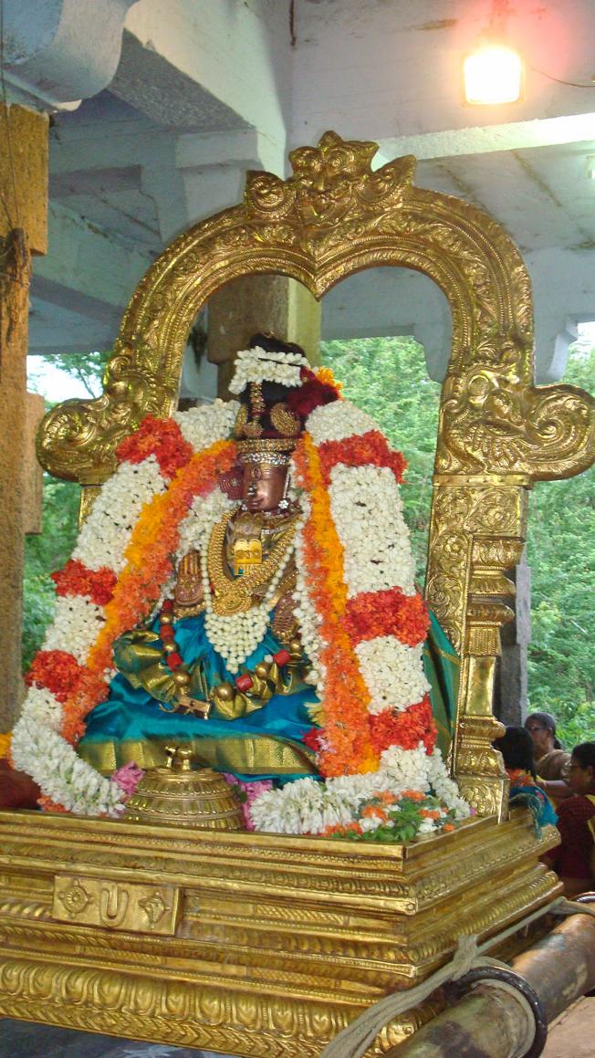 Perundevi Thayar Jaya Aani Sukravaram_21