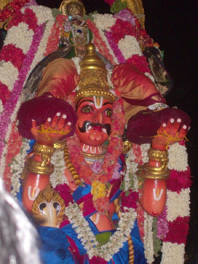 Aani Garudan At Nanganallur Sri Lakshmi Hayavadhana Perumal Temple2